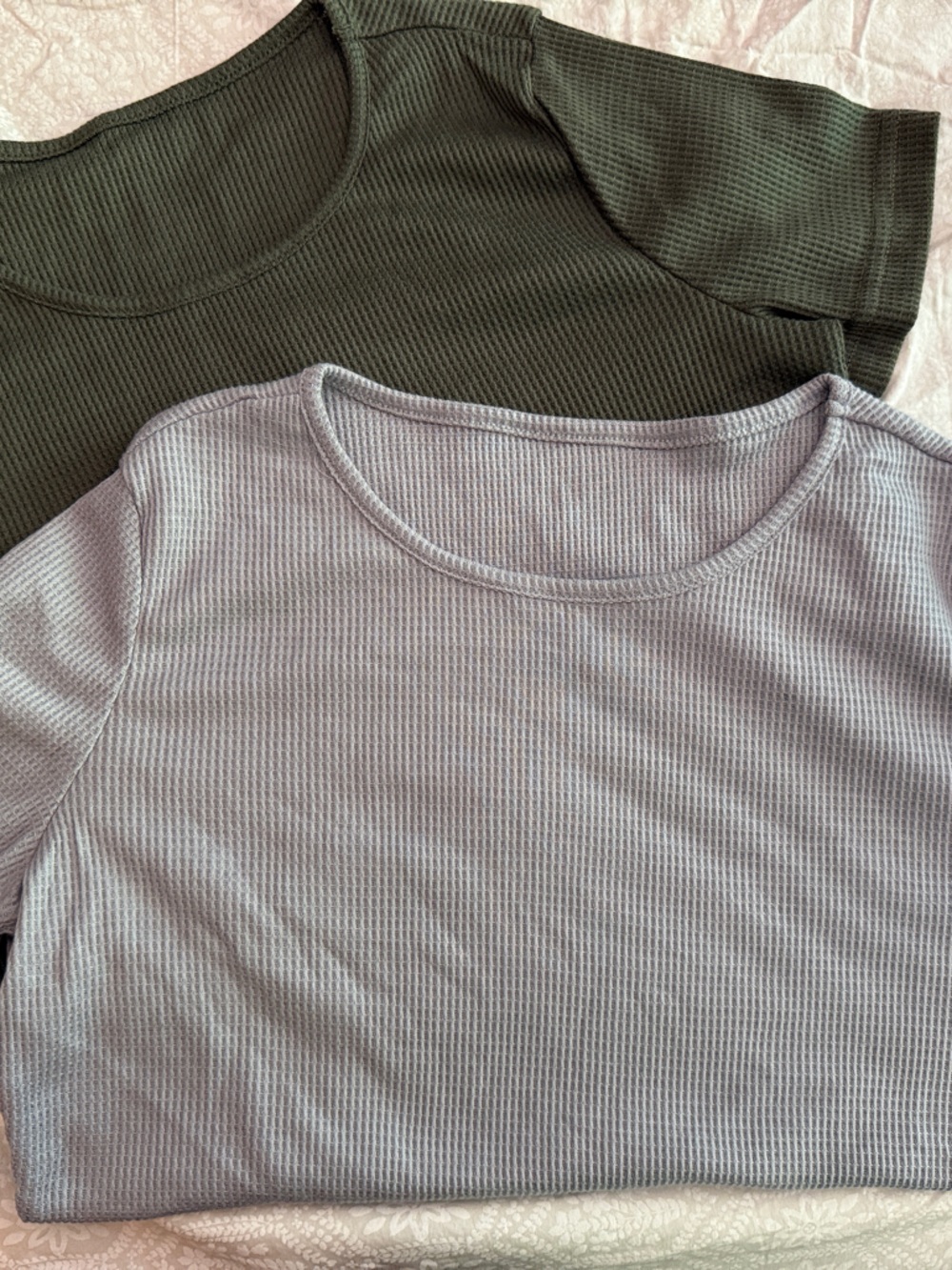 Women’s Short Sleeve Ribbed Top Set- Grey and Olive